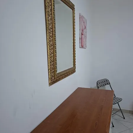 Delizioso A 200 M Dal Mare Apartment *