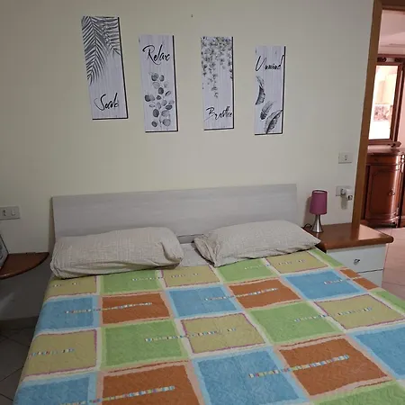 Delizioso A 200 M Dal Mare Apartment *